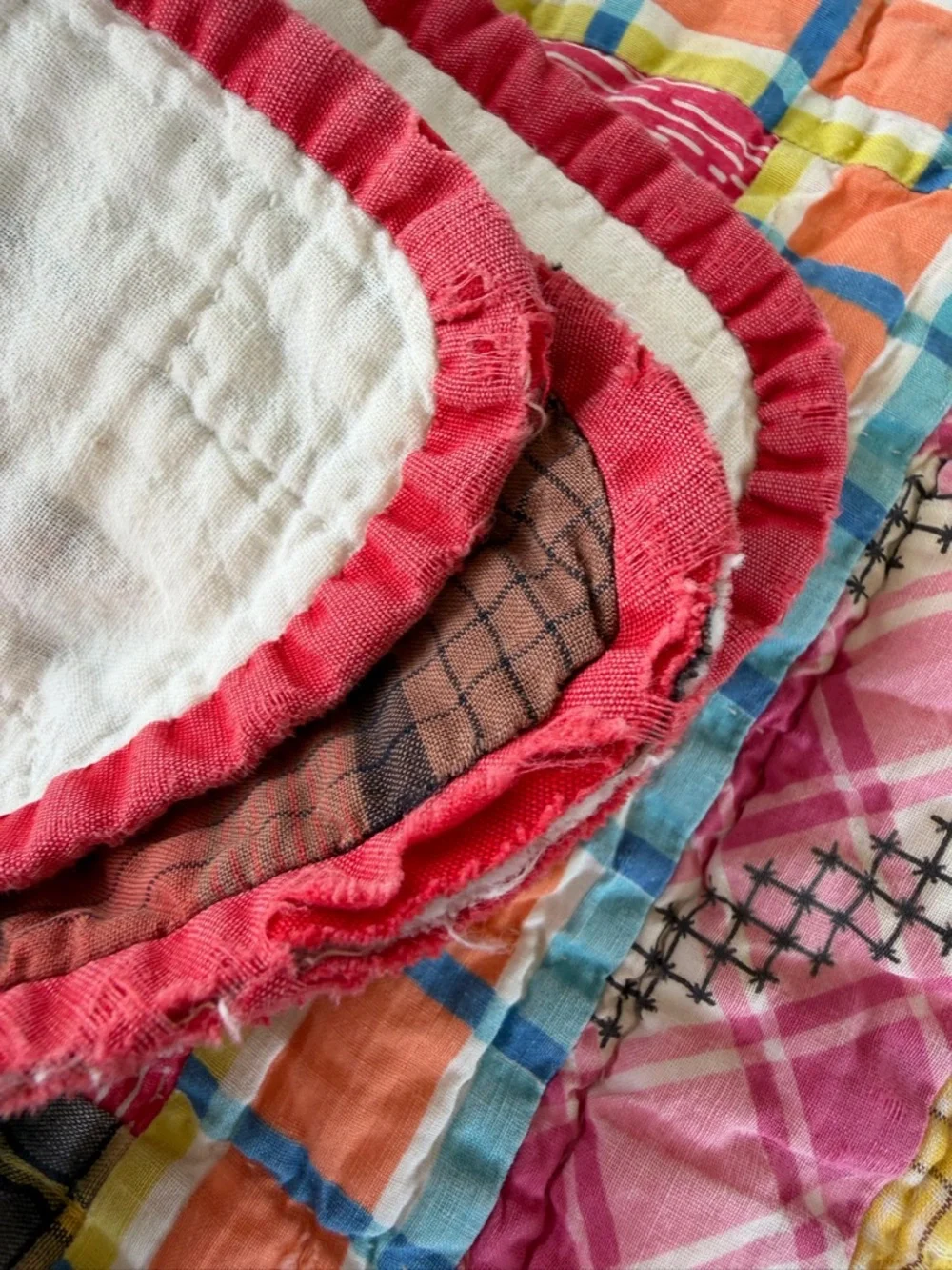 VTG Log Cabin Patchwork Quilt Fields & Furrows Scappy Gauzy 70x80 Flaws Cutter